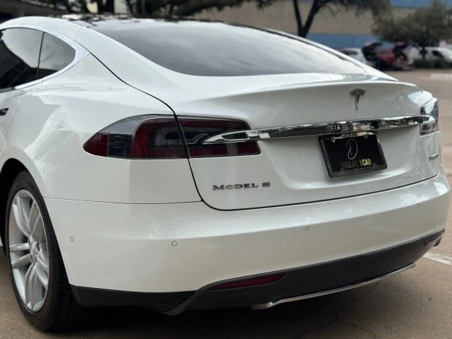 2015 Tesla Model S - Image 12 of 21