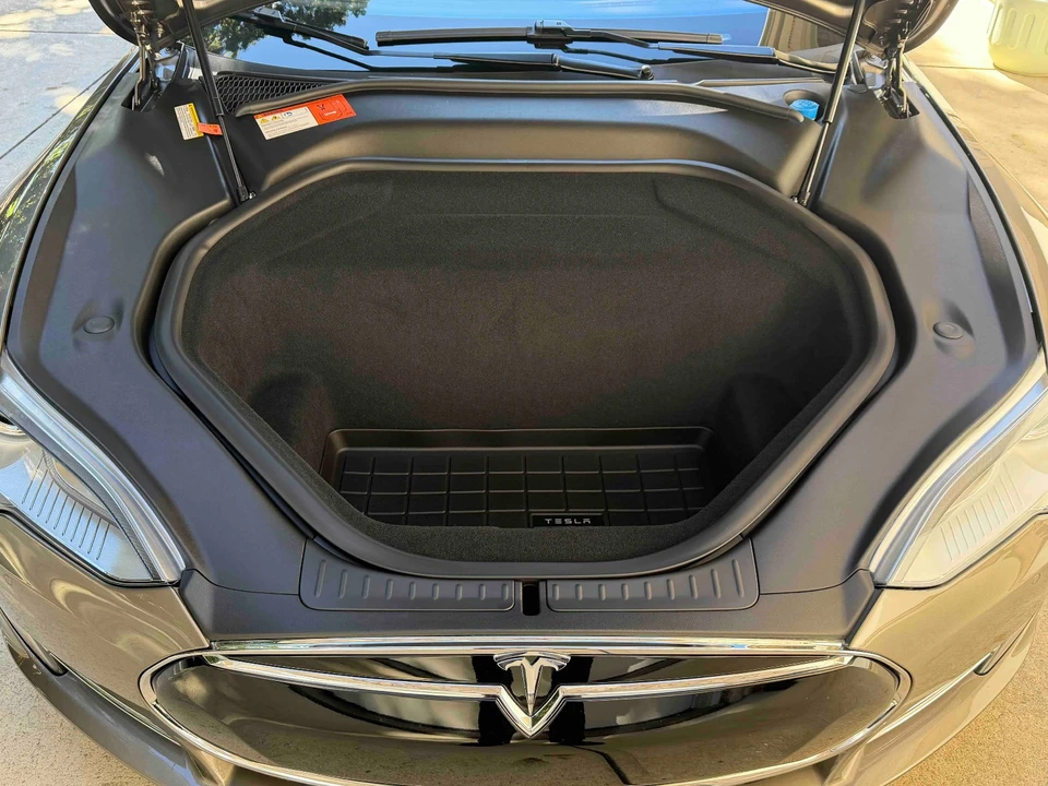 2015 Tesla Model S - Image 11 of 21
