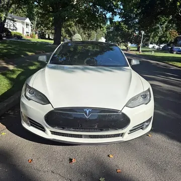 2015 Tesla Model S P85D