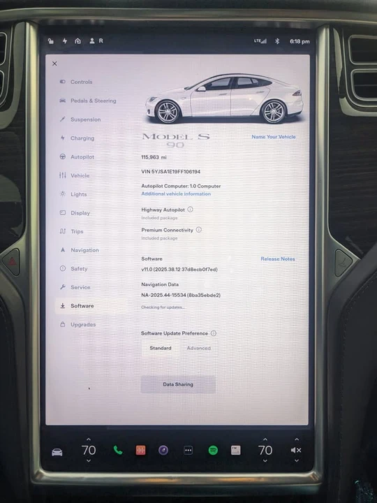 2015 Tesla Model S - Image 5 of 15