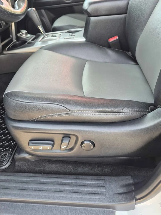 2015 Toyota 4Runner 5th Gen - Image 5 of 17