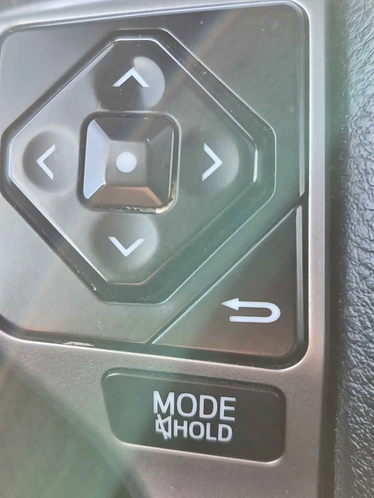 2015 Toyota 4Runner 5th Gen - Image 13 of 17