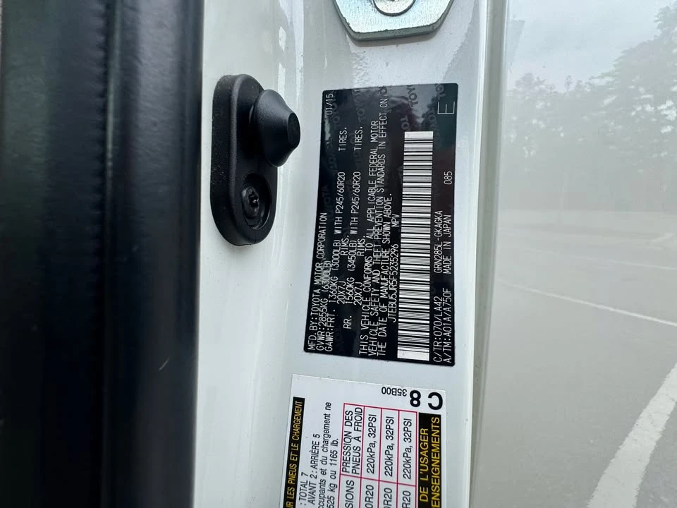 2015 Toyota 4Runner 5th Gen - Image 8 of 10