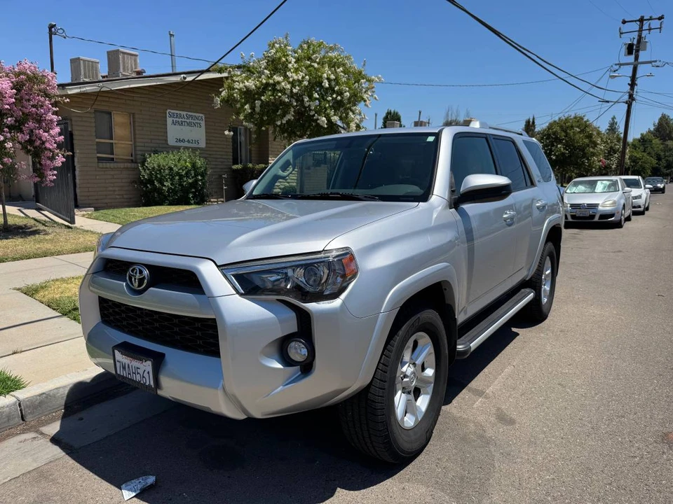 2015 Toyota 4Runner 5th Gen - Image 3 of 15