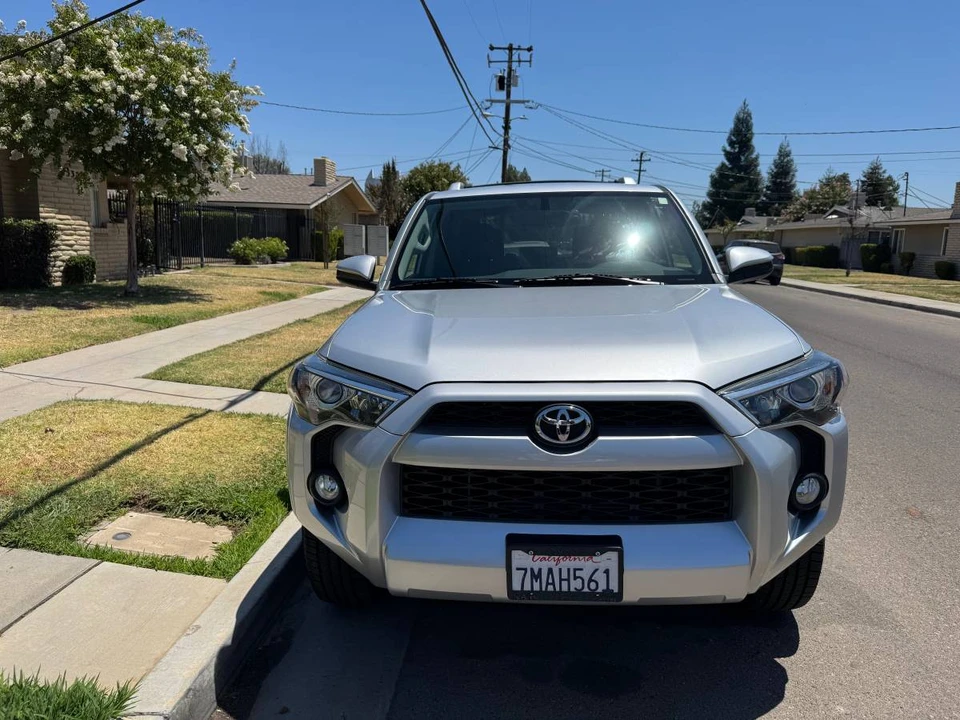 2015 Toyota 4Runner 5th Gen - Image 2 of 15