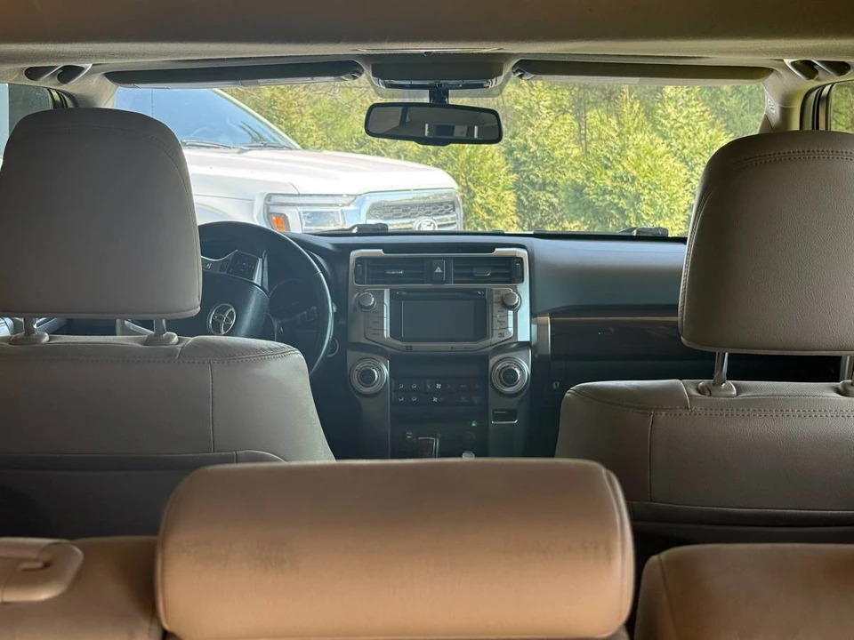 2015 Toyota 4Runner 5th Gen - Image 17 of 19
