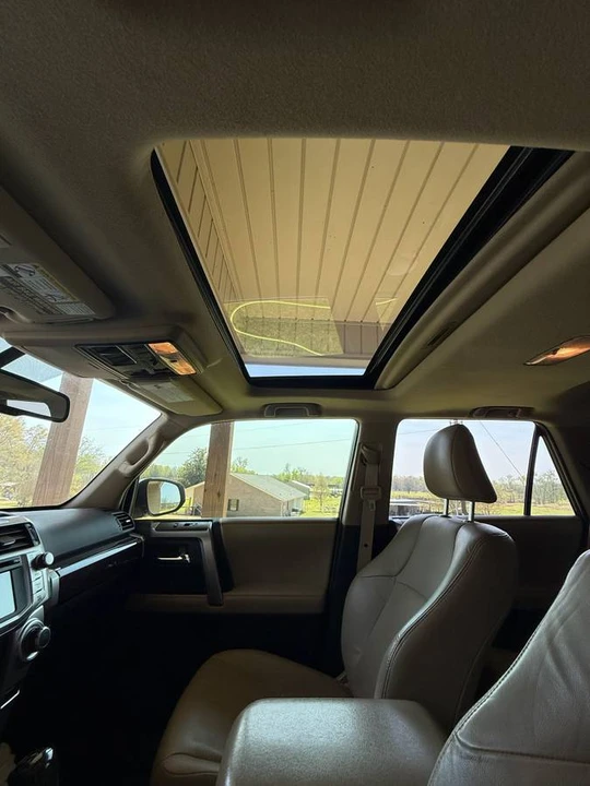 2015 Toyota 4Runner 5th Gen - Image 8 of 19