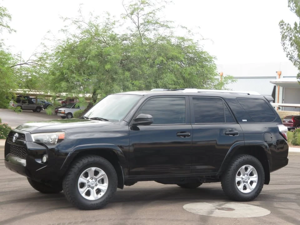 2015 Toyota 4Runner 5th Gen - Image 2 of 20