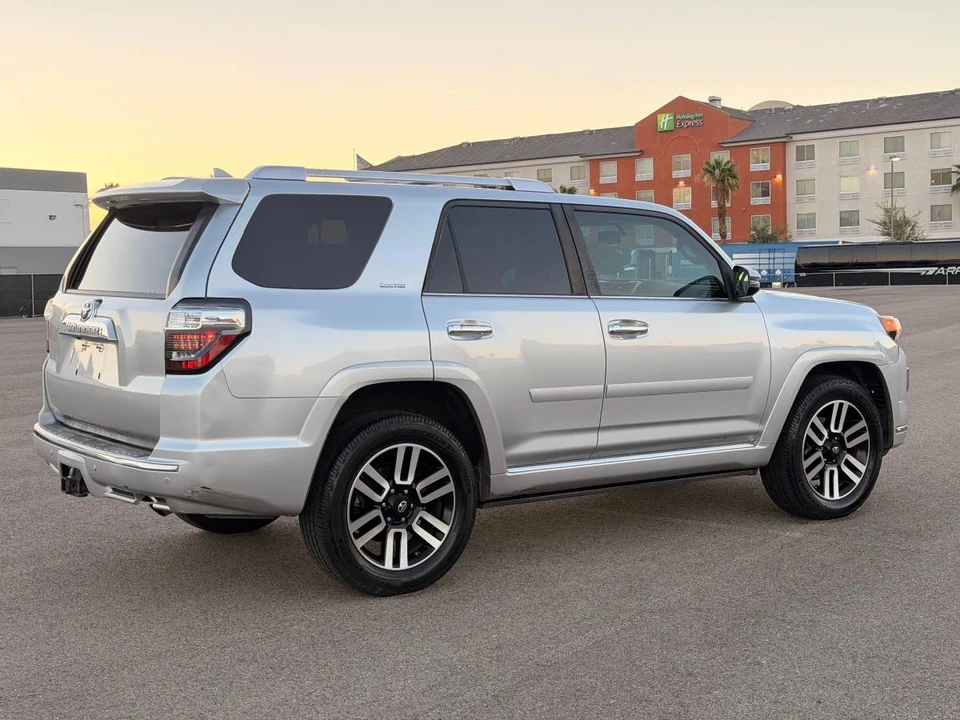 2015 Toyota 4Runner 5th Gen - Image 4 of 14