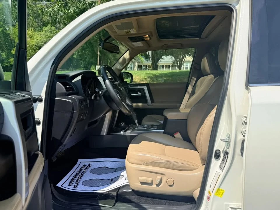 2015 Toyota 4Runner 5th Gen - Image 4 of 19