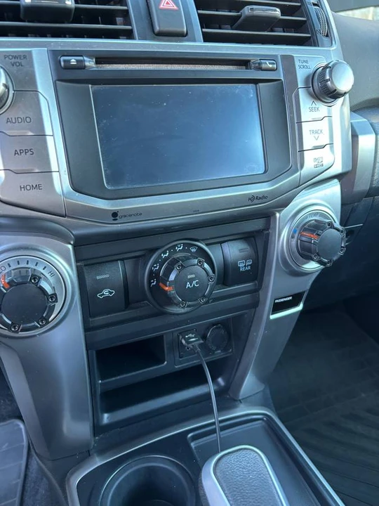 2015 Toyota 4Runner 5th Gen - Image 8 of 13