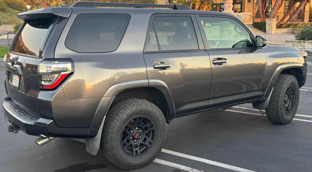 2015 Toyota 4Runner 5th Gen - Image 2 of 13