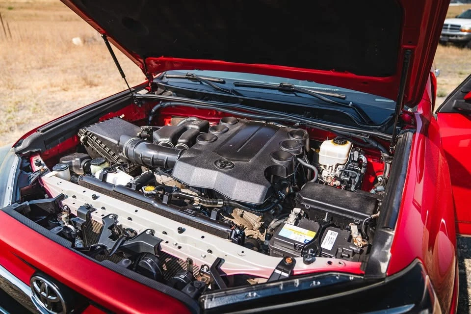 2015 Toyota 4Runner 5th Gen - Image 16 of 17