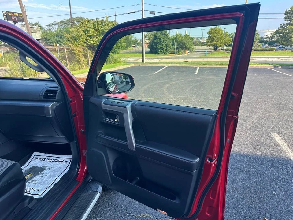 2015 Toyota 4Runner 5th Gen - Image 19 of 20