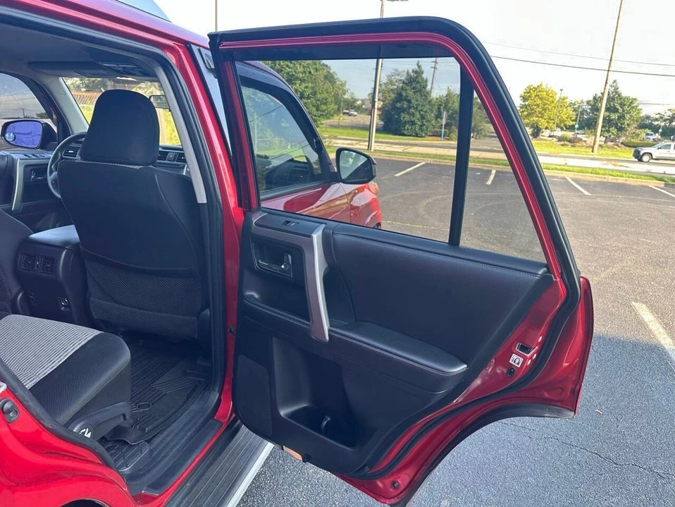 2015 Toyota 4Runner 5th Gen - Image 15 of 20