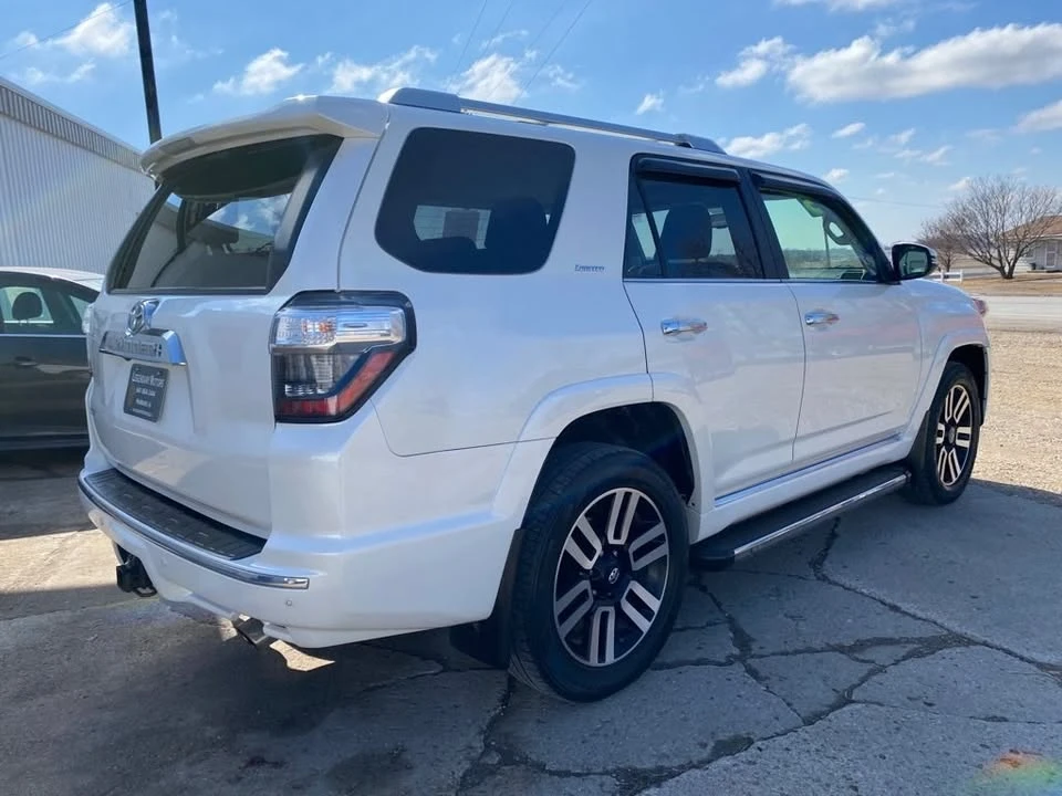 2015 Toyota 4Runner 5th Gen - Image 3 of 10