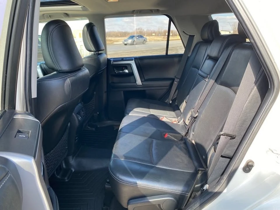 2015 Toyota 4Runner 5th Gen - Image 6 of 10