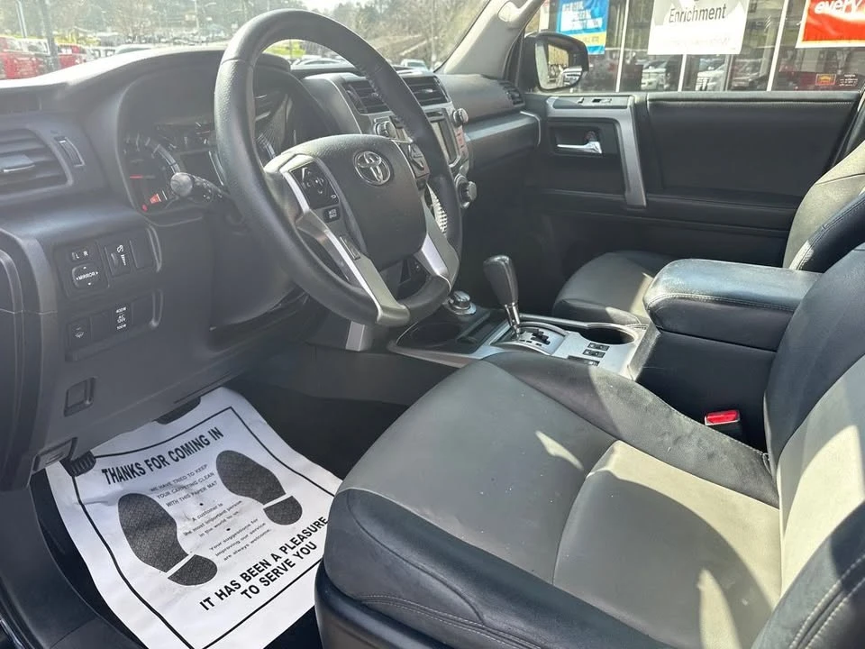 2015 Toyota 4Runner 5th Gen - Image 14 of 19