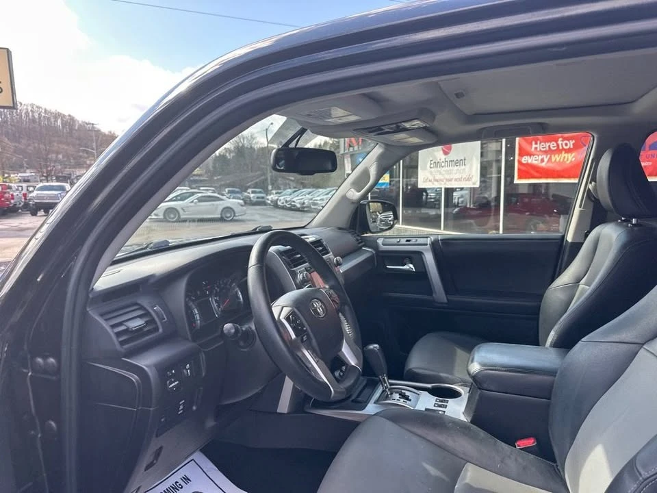 2015 Toyota 4Runner 5th Gen - Image 18 of 19