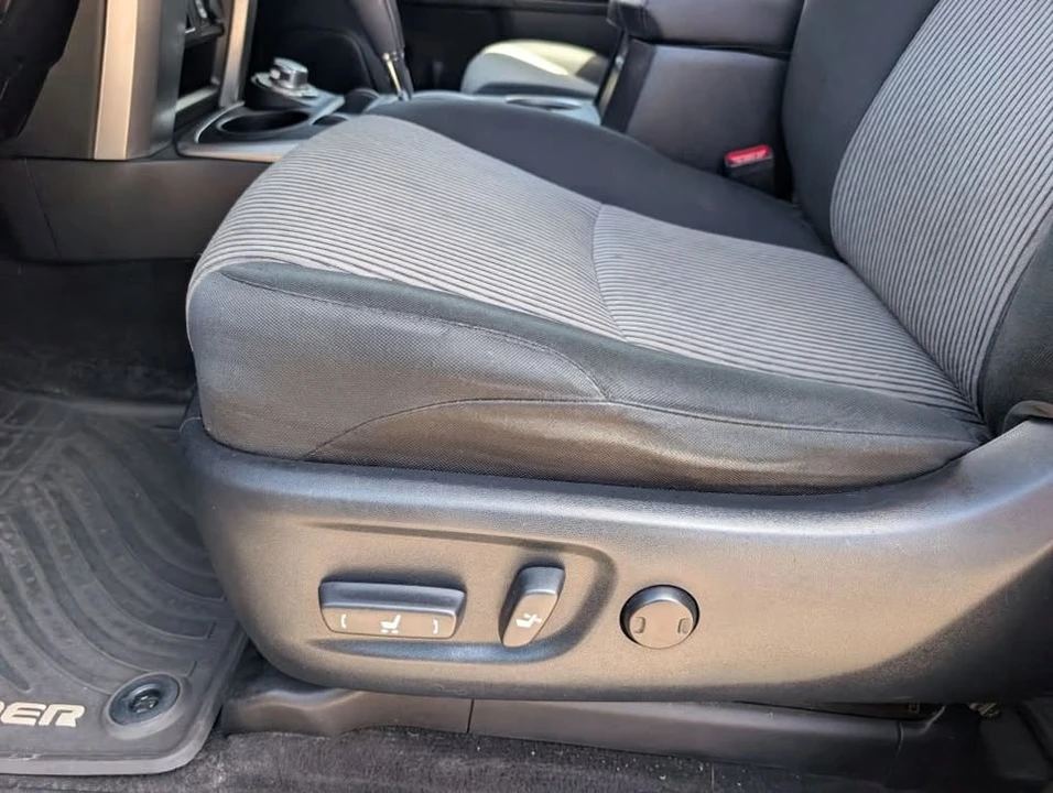 2015 Toyota 4Runner 5th Gen - Image 10 of 18