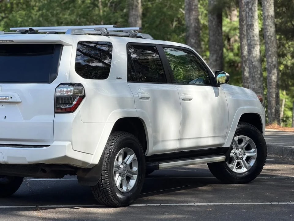 2015 Toyota 4Runner 5th Gen - Image 14 of 17