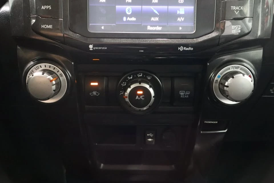 2015 Toyota 4Runner 5th Gen - Image 17 of 19