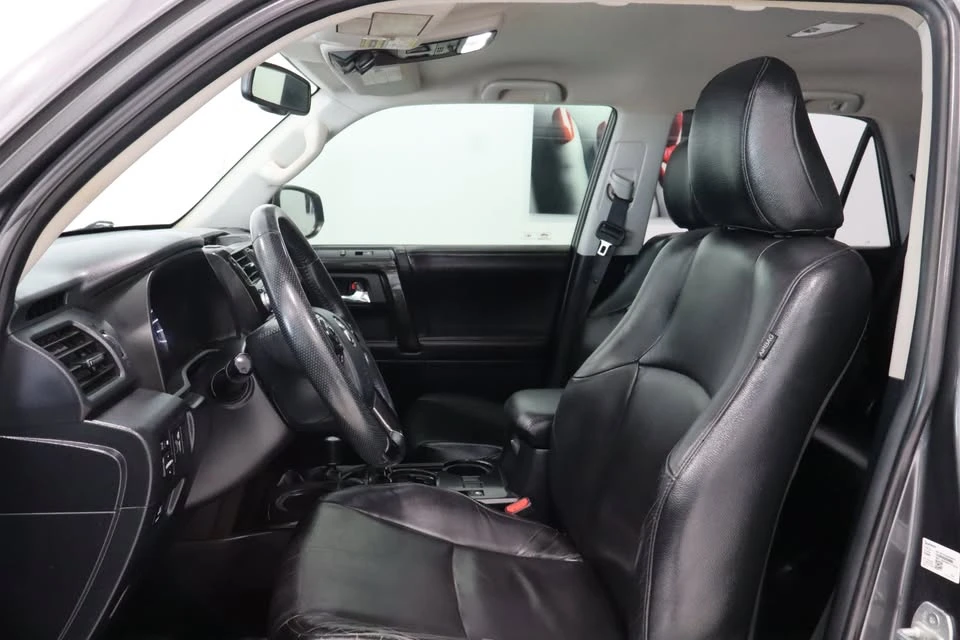 2015 Toyota 4Runner 5th Gen - Image 11 of 19