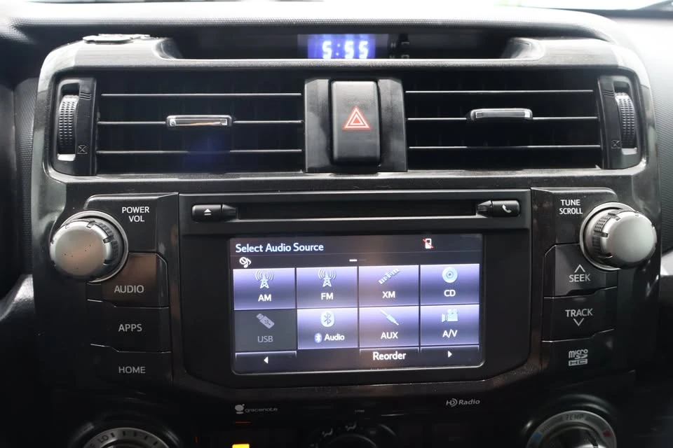 2015 Toyota 4Runner 5th Gen - Image 15 of 19