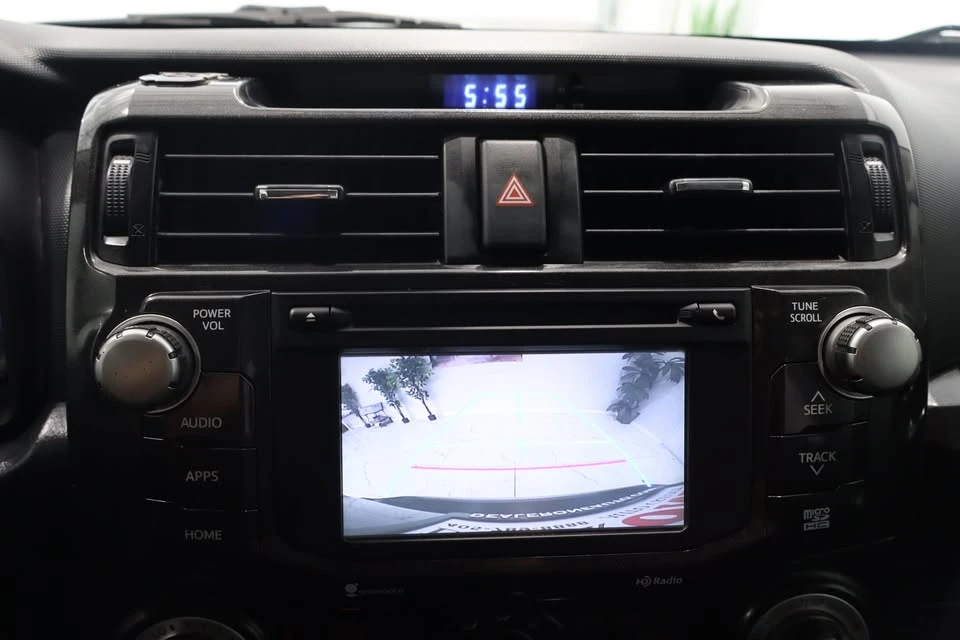 2015 Toyota 4Runner 5th Gen - Image 16 of 19