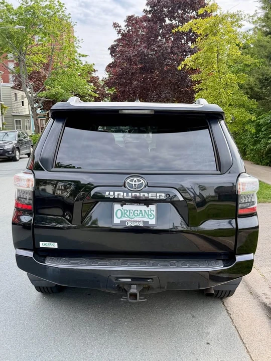2015 Toyota 4Runner 5th Gen - Image 4 of 19