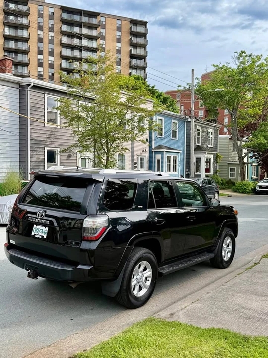 2015 Toyota 4Runner 5th Gen - Image 5 of 19