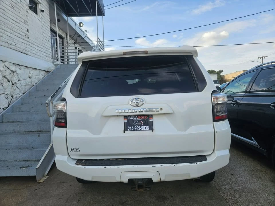2015 Toyota 4Runner 5th Gen - Image 6 of 9