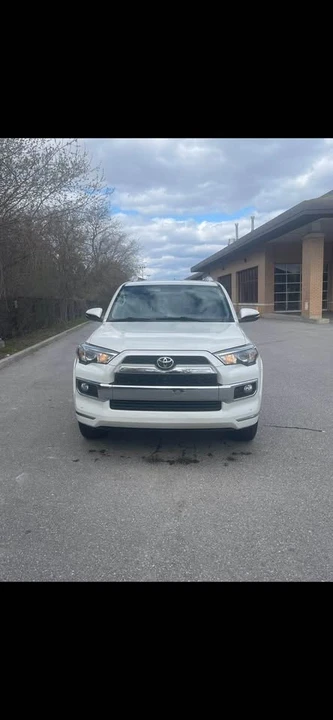 2015 Toyota 4Runner 5th Gen - Image 4 of 15