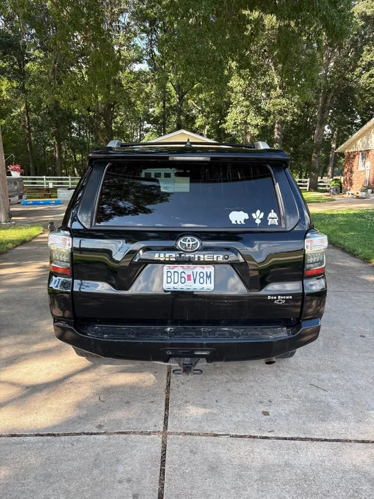 2015 Toyota 4Runner 5th Gen - Image 3 of 10