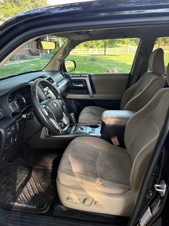 2015 Toyota 4Runner 5th Gen - Image 8 of 10