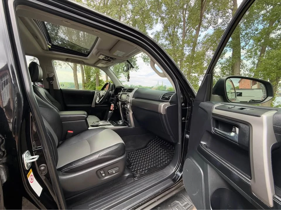 2015 Toyota 4Runner 5th Gen - Image 11 of 20