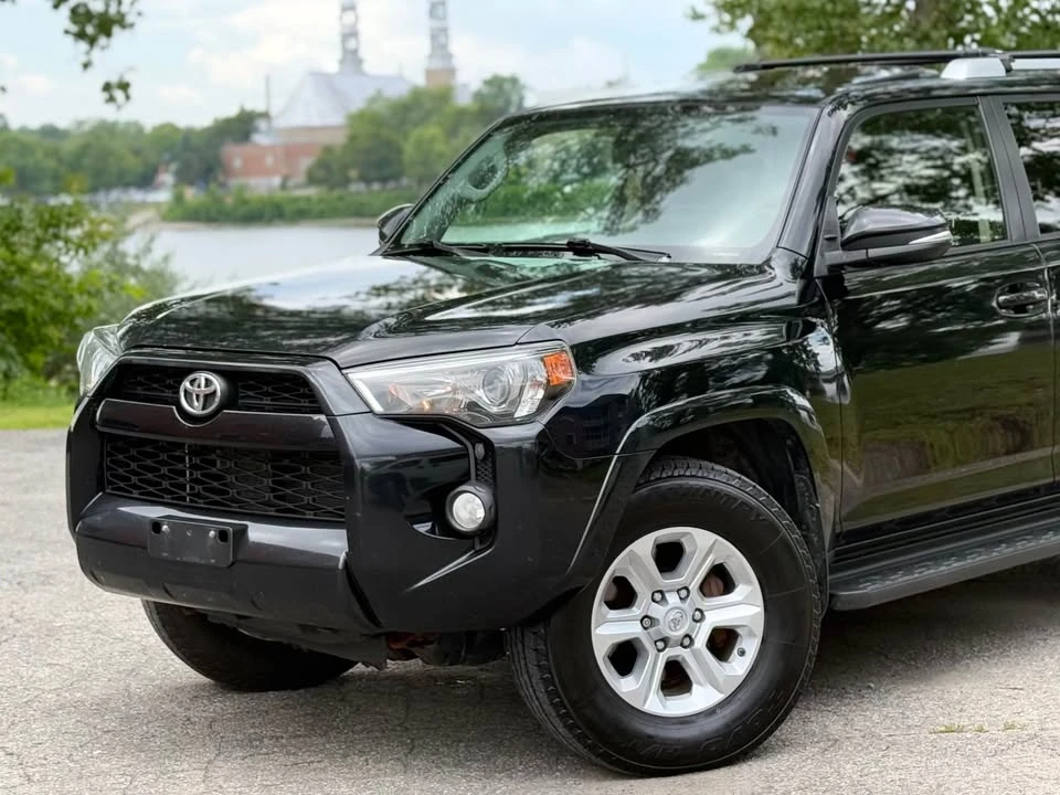 2015 Toyota 4Runner 5th Gen - Image 7 of 20