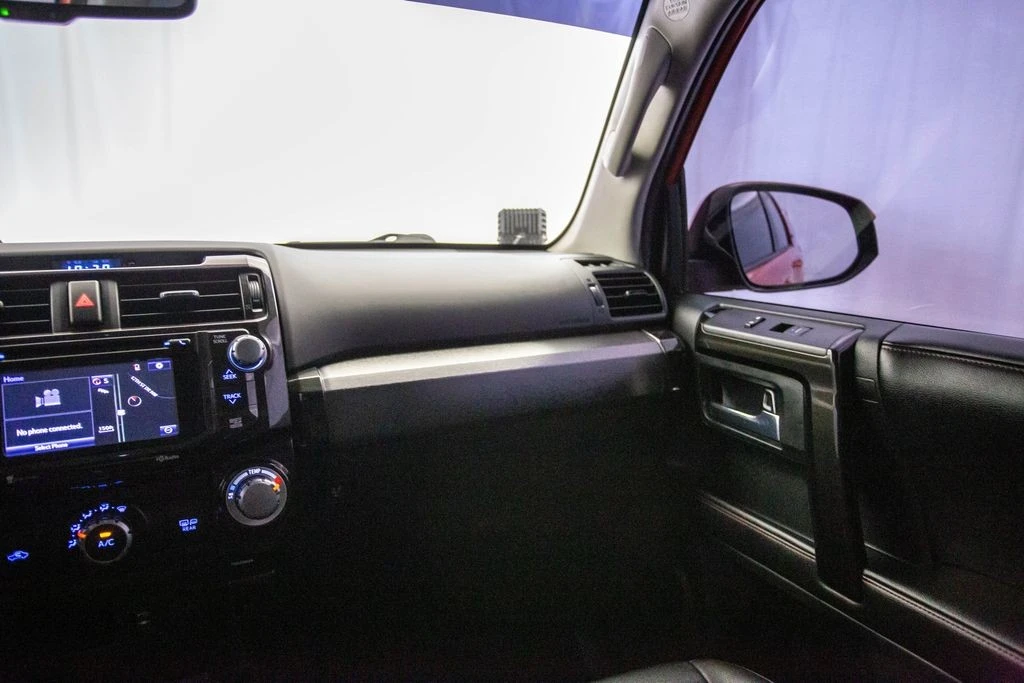 2015 Toyota 4Runner 5th Gen - Image 5 of 12