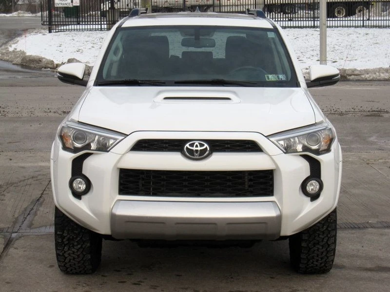 2015 Toyota 4Runner 5th Gen - Image 5 of 12