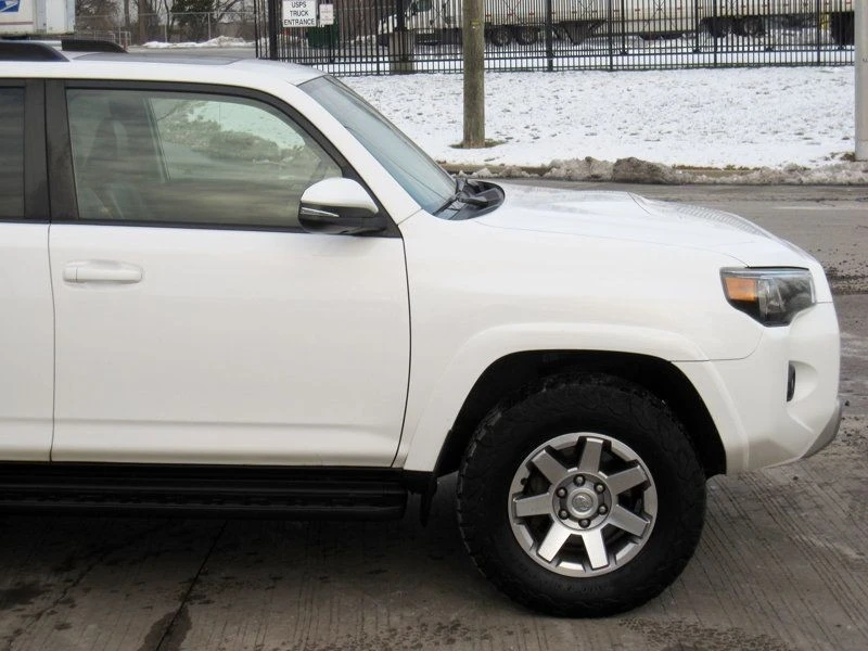 2015 Toyota 4Runner 5th Gen - Image 10 of 12