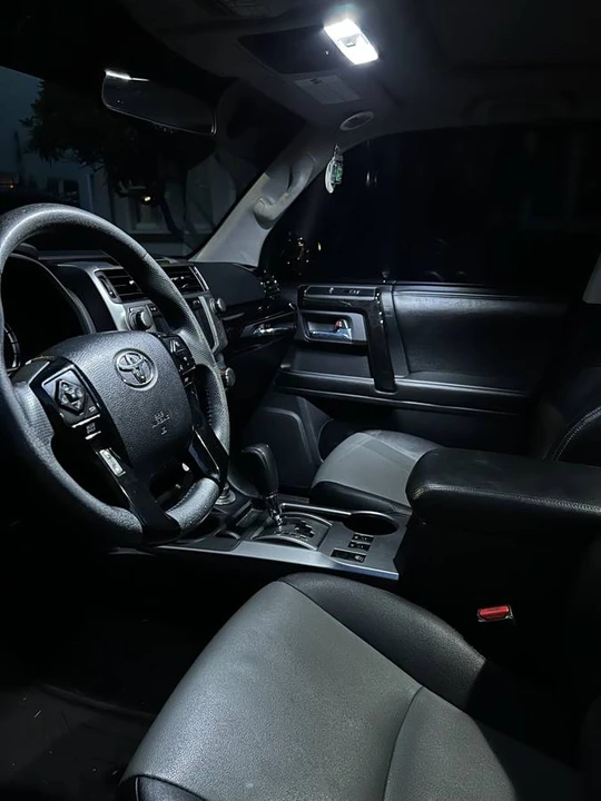 2015 Toyota 4Runner 5th Gen - Image 6 of 18