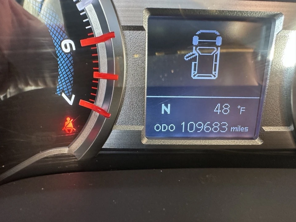 2015 Toyota 4Runner 5th Gen - Image 8 of 12