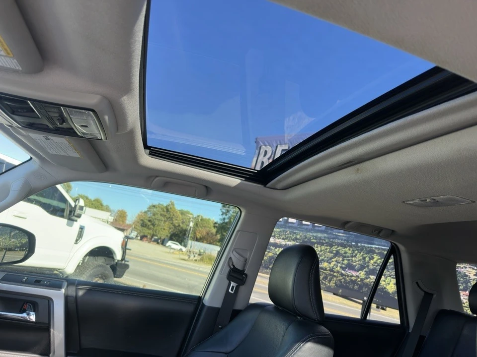 2015 Toyota 4Runner 5th Gen - Image 5 of 12