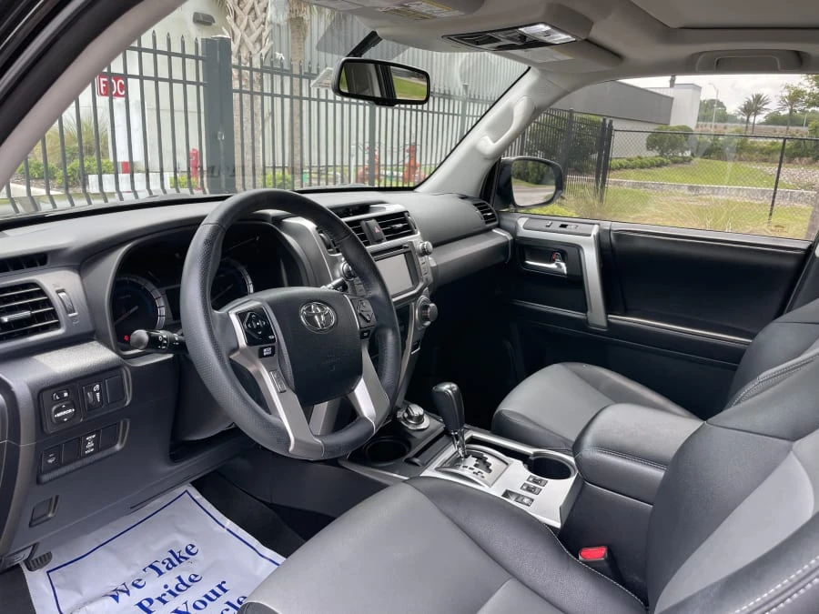 2015 Toyota 4Runner 5th Gen - Image 7 of 14