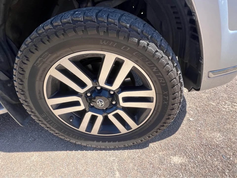 2015 Toyota 4Runner 5th Gen - Image 14 of 15