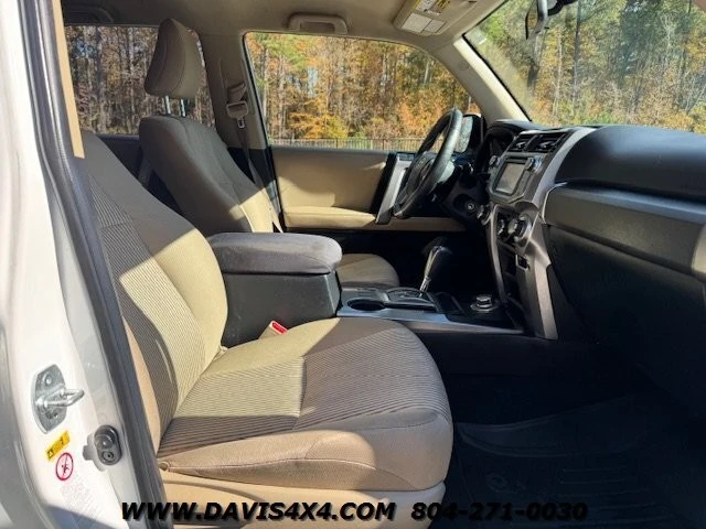 2015 Toyota 4Runner 5th Gen - Image 11 of 12