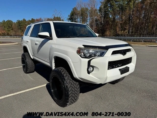 2015 Toyota 4Runner 5th Gen - Image 4 of 12