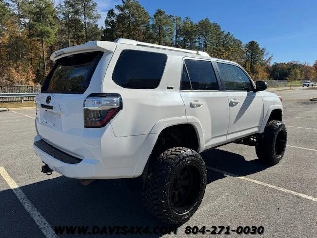 2015 Toyota 4Runner 5th Gen - Image 9 of 12