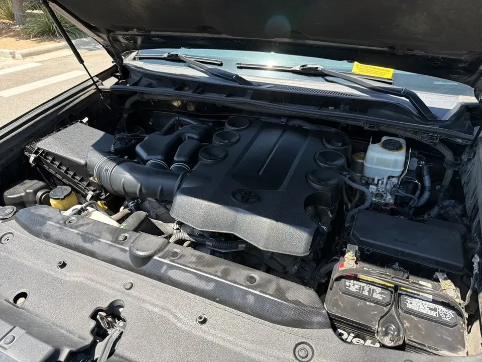 2015 Toyota 4Runner 5th Gen - Image 16 of 19