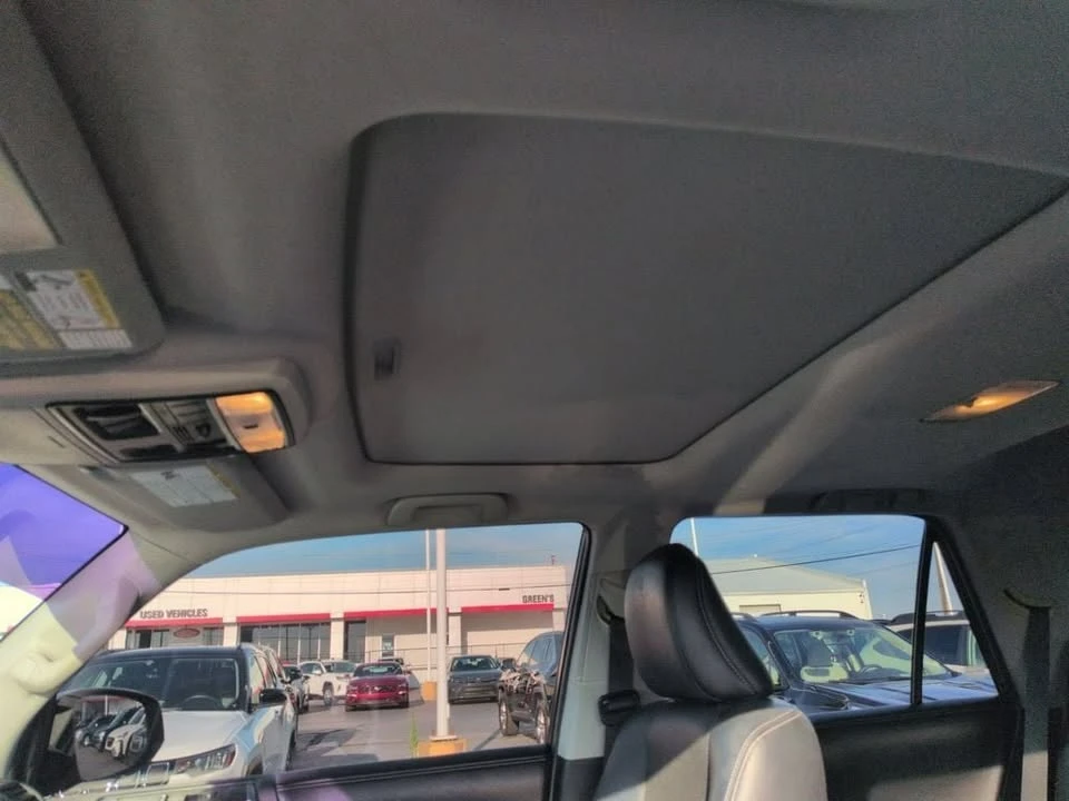 2015 Toyota 4Runner 5th Gen - Image 9 of 20